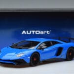 Lamborghini Aventador LP750-4 SV Azul AUTOart 1:18 74559 Compuesto - image 8 of 8