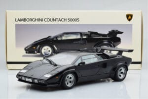 Lamborghini Countach LP5000S Negro AUTOart 1:18 74533 Metal - imagen 10 de 10