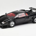 Lamborghini Countach LP 5000 Quattrovalvole Negro Kyosho 1:18 08320BK