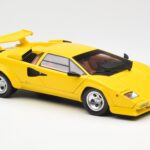 Lamborghini Countach LP 5000 Quattrovalvole Amarillo Kyosho 1:18 08320Y - image 6 of 8