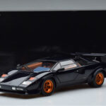 Lamborghini Countach LP500S Walter Wolf Azul Oscuro Kyosho 1:18 - image 11 of 11