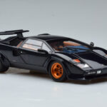 Lamborghini Countach LP500S Walter Wolf Azul Oscuro Kyosho 1:18 - image 6 of 11