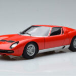 Lamborghini Miura SV Rojo AUTOart 1:18