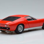 Lamborghini Miura SV Rojo AUTOart 1:18 - image 3 of 8