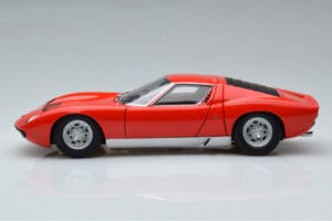 Lamborghini Miura SV Rojo AUTOart 1:18 74543 Metal - imagen 5 de 8