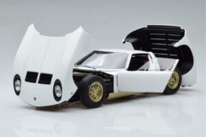 Lamborghini Miura SV Blanco AUTOart 1:18 74544 Metal - imagen 2 de 8