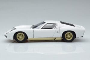 Lamborghini Miura SV Blanco AUTOart 1:18 74544 Metal - imagen 5 de 8