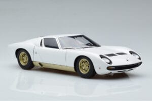 Lamborghini Miura SV Blanco AUTOart 1:18 74544 Metal - imagen 6 de 8