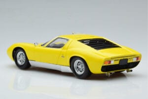 Lamborghini Miura SV Amarillo Kyosho 1:18 08317Y Metal - imagen 7 de 11