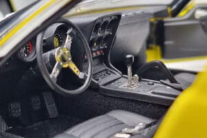 Lamborghini Miura SV Amarillo Kyosho 1:18 08317Y Metal - imagen 8 de 11