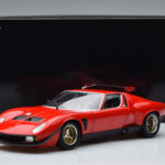Lamborghini Miura SVR Rojo Kyosho 1:18 - image 9 of 9