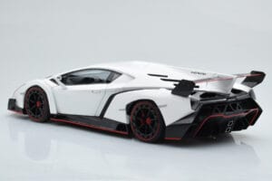 Lamborghini Veneno Blanco AUTOart 1:18 74507 Metal - imagen 7 de 8