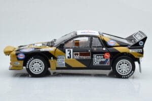 Lancia 037 ESSO #3 F. Tabaton Rally Targa Florio 1985 Kyosho 1:18 08306H Metal - imagen 5 de 8