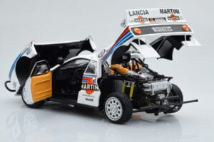 Lancia 037 Martini #8 A. Bettega / M. Perissinot Safari Rally 1985 Kyosho 1:18 08306J Metal - imagen 3 de 8