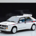 Lancia Delta HF Integrale 6 Blanco Kyosho 1:18 - image 8 of 8