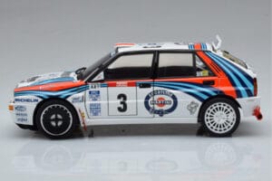 Lancia Delta HF Integrale Evoluzione #3 D. Auriol / B. Occelli Tour de Corse 1992 Kyosho 1:18 08348H Metal - imagen 4 de 9