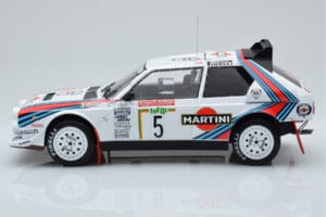 Lancia Delta S4 #5 M. Biasion / T. Siviero Rally San Remo 1986 IXO 1:18 18RMC130B Metal - imagen 3 de 6