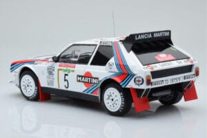 Lancia Delta S4 #5 M. Biasion / T. Siviero Rally San Remo 1986 IXO 1:18 18RMC130B Metal - imagen 5 de 6