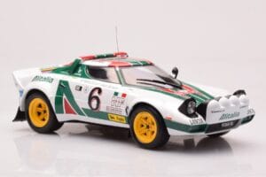 Lancia Stratos HF #6 B. Waldegård / H. Thorszelius Rally Monte Carlo 1976 IXO 1:18 18RMC162B Metal - imagen 4 de 6