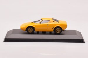 Lancia Stratos Amarillo Minichamps 1:43 430125020