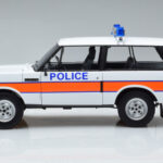 Land Rover Range Rover Policía Almost Real 1:18 - image 4 of 9