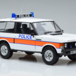Land Rover Range Rover Policía Almost Real 1:18 - image 5 of 9