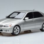 Lexus IS200 XE10 Plata Otto 1:18 OT991 Resina
