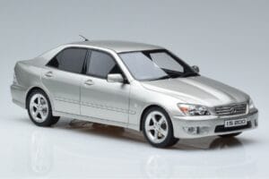 Lexus IS200 XE10 Plata Otto 1:18 OT991 Resina - imagen 4 de 6