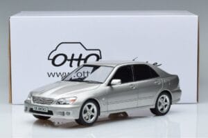 Lexus IS200 XE10 Plata Otto 1:18 OT991 Resina - imagen 6 de 6