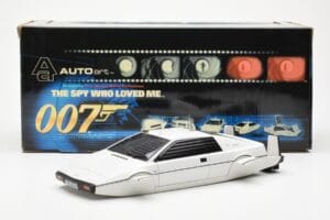 Lotus Esprit Type 79 James Bond The Spy Who Loved Me Submarine Blanco AUTOart 1:18 75306 Metal - imagen 2 de 8