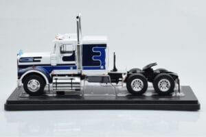 Marmon CHDT Blanco Azul IXO 1:43 TR083 Metal - imagen 2 de 4