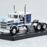 Marmon CHDT Blanco Azul IXO 1:43
