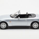 Mazda MX-5 NA Plata Norev 1:18 - image 3 of 7