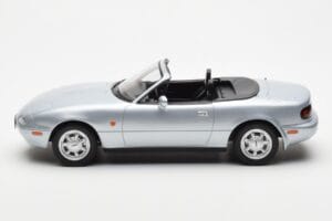 Mazda MX-5 NA Plata Norev 1:18 188023 Metal - imagen 3 de 7