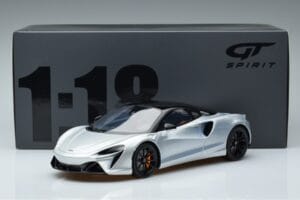 McLaren Artura Plata GT Spirit 1:18 GT873 Resina - imagen 6 de 6