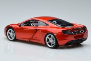 McLaren MP4-12C Con Figura Stig Top Gear Minichamps 1:18 519101330 Metal - imagen 6 de 7