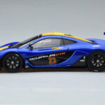 McLaren P1 GTR Azul Con Franjas Amarillas AUTOart 1:18 - image 4 of 7