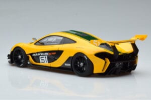 McLaren P1 GTR Amarillo Con Franjas Verdes AUTOart 1:18 81544 Compuesto - imagen 6 de 7
