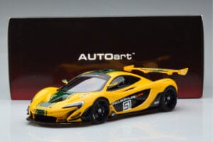 McLaren P1 GTR Amarillo Con Franjas Verdes AUTOart 1:18 81544 Compuesto - imagen 7 de 7