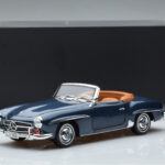 Mercedes 190 SL W121 Roadster Azul Norev 1:18 - image 8 of 8