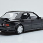 Mercedes 190E W201 2.5-16 Evo I Negro Otto 1:18 - image 2 of 6
