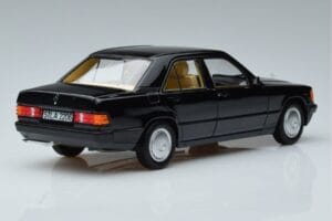 Mercedes 190 E W201 Edición Limitada Norev 1:18 183823 Metal - imagen 3 de 10