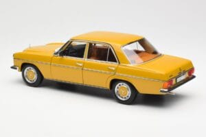 Mercedes 200/8 W115 Sahara Amarillo Norev 1:18 183771 Metal - imagen 7 de 8