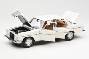 Mercedes 200 W115 Blanco Norev 1:18 183770 Metal - imagen 2 de 8