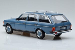 Mercedes 200T S123 Azul Norev 1:18 183737 Metal - imagen 6 de 7