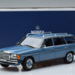 Mercedes 200T S123 Azul Norev 1:18 - image 7 of 7