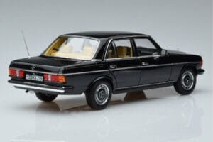 Mercedes 230E W123 Edición Limitada Norev 1:18 183711 Metal - imagen 3 de 8