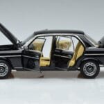 Mercedes 230E W123 Edición Limitada Norev 1:18 183711 Metal - image 4 of 8