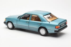 Mercedes 230E W124 Beryl Metallic Edición Concesionario Norev 1:18 B66040698 Metal - imagen 7 de 8