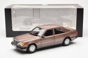 Mercedes 230E W124 Rosewood Metallic Edición Concesionario Norev 1:18 B66040697 Metal - imagen 8 de 8